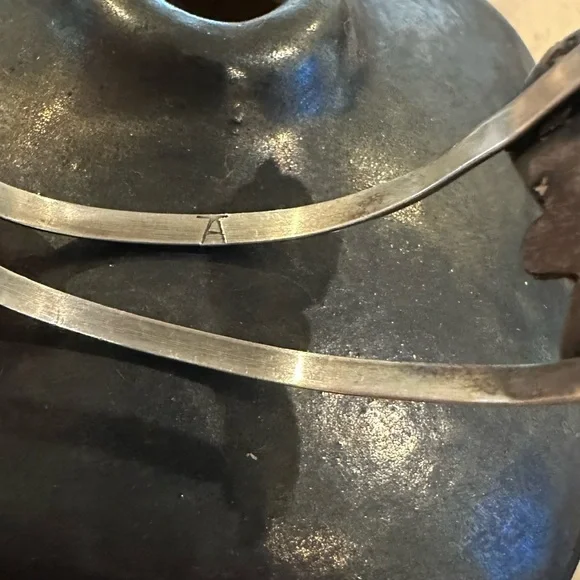 Vintage Signed Tony Aguilar Jr. Sterling Silver Turquoise & Coral Cuff Bracelet - Picture 3 of 5